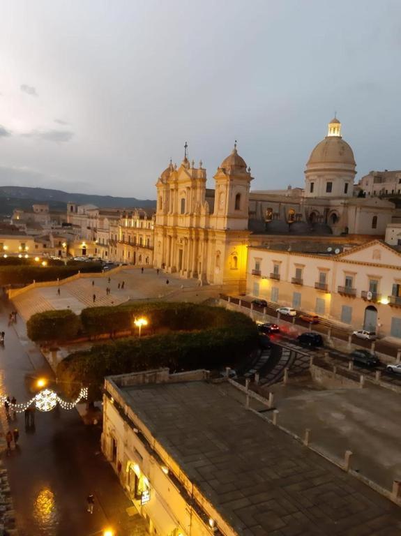 Vila La Casa Re Basuli Noto Exteriér fotografie